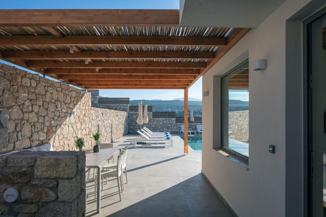 Villa Balance Gerani  Bagian luar foto