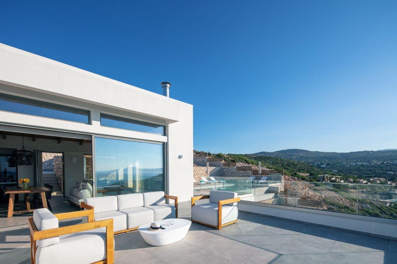 Villa Balance Gerani  Bagian luar foto