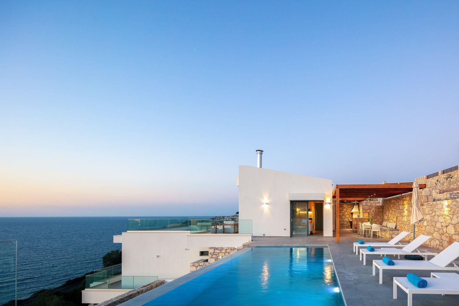 Villa Balance Gerani  Bagian luar foto